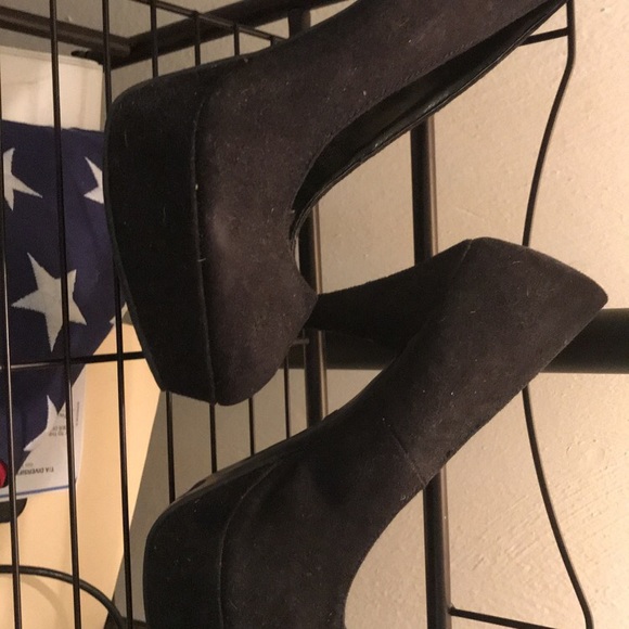 Platform heel - Picture 2 of 2